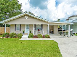 318 Danos St, Raceland, LA 70394