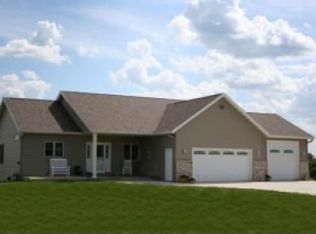 5734 Patton Dr SE, Rochester, MN 55904