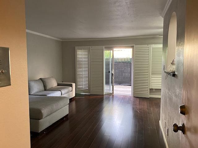 1st image of 966 Peninsula Ave APT 102