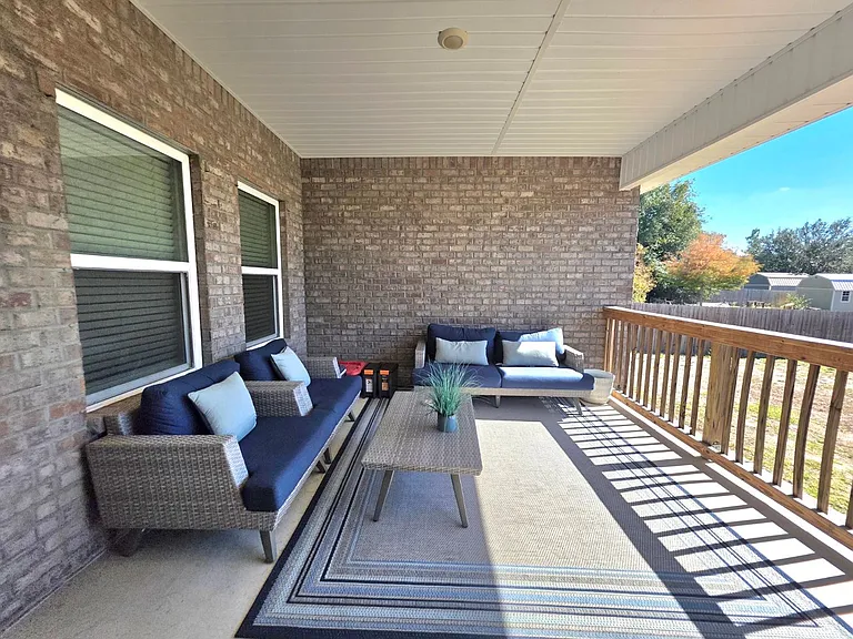 8055 Silver Maple Dr — Photo 24
