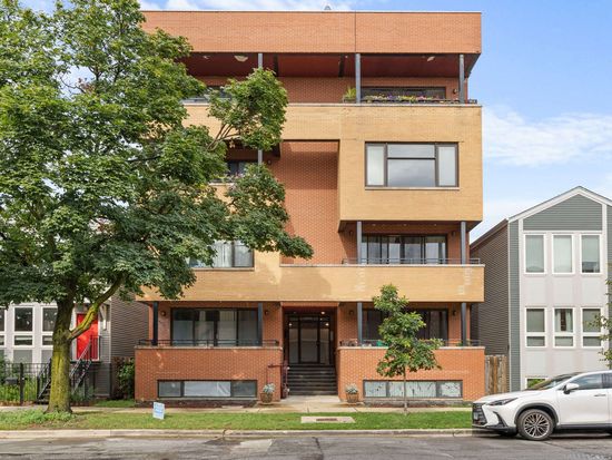 1920 N Springfield Ave APT 3N, Chicago, IL 60647