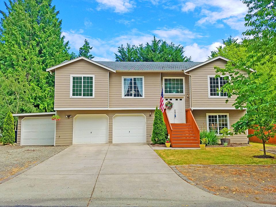 1st image of 7020 181st Ave E