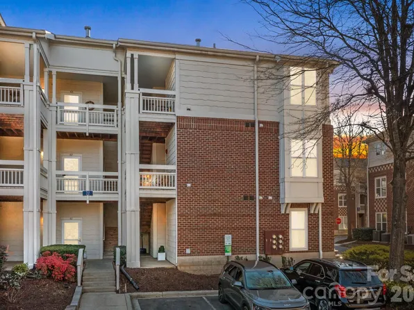713 Northeast Dr, Davidson, NC 28036
