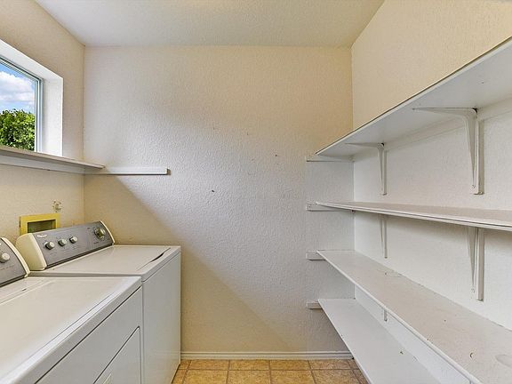 5th image of 17410 Dashwood Creek Dr