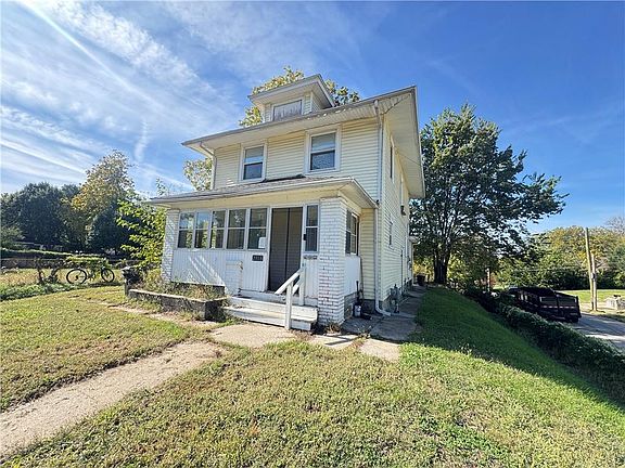 2nd image of 2318 N 12th St