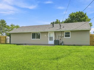 7123 Strawberry Dr, Fort Wayne, IN 46825