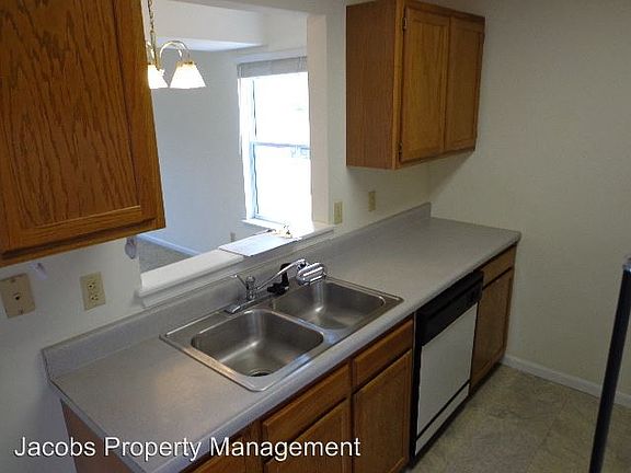 3rd image of 3533 Prescott Dr