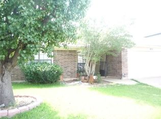 853 Globe Ave, Blue Mound, TX 76131