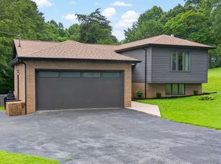 311 S Hillcrest Dr, Livingston, TN 38570