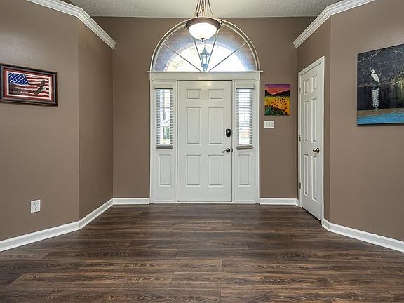 3rd image of 3739 Gailyn Dr
