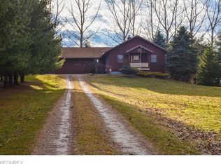 1357 Aberagg Rd, Atwater, OH 44201