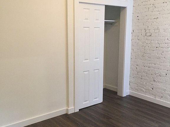 5th image of 128 E 83rd St APT 3B