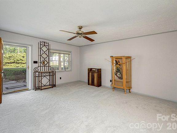 5th image of 231 Allen Rd