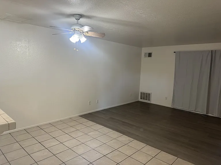240 Bendorf Dr #9 — Photo 4