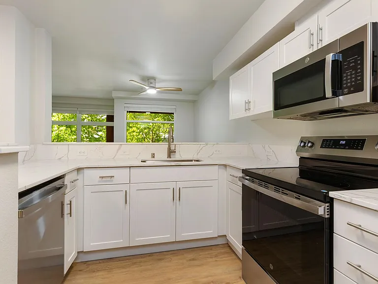 St. Theodore Apartments on Roosevelt! — Photo 38