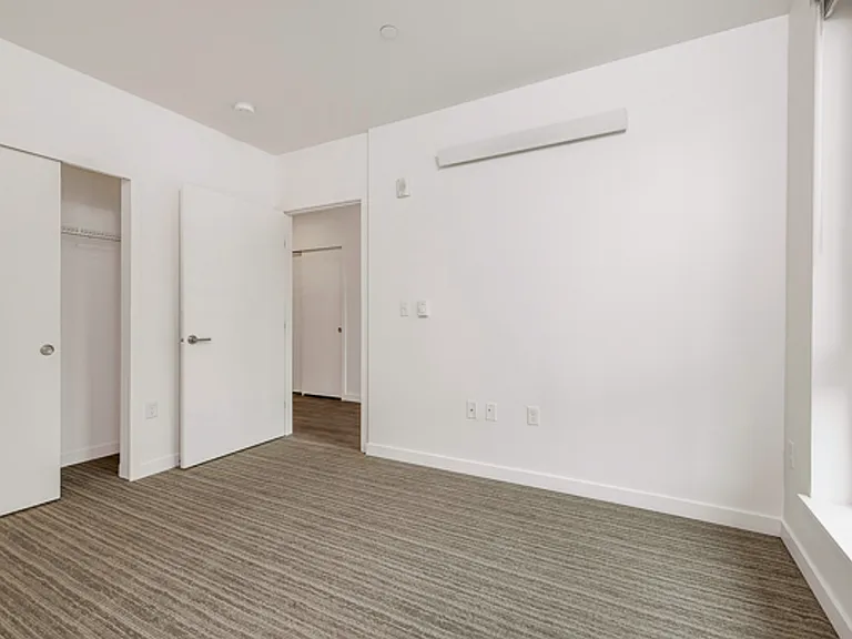 CRN Crane Interbay Apartments — Photo 25