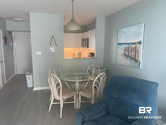 4th image of 1027 W Beach Blvd #315
