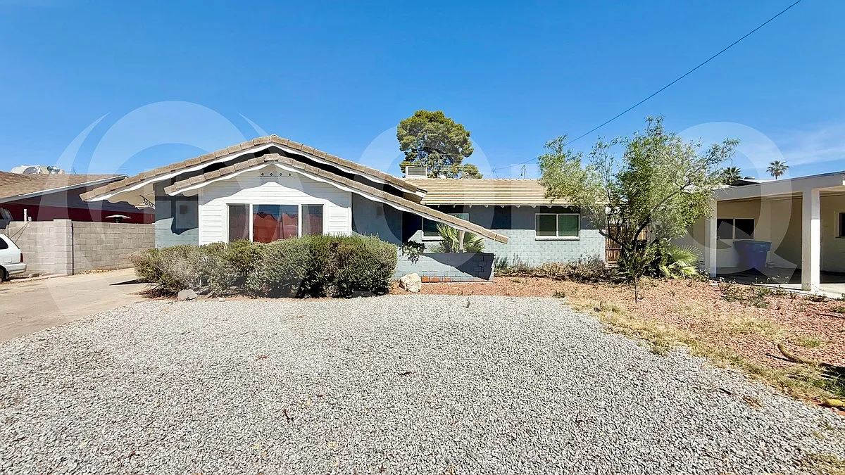 Building Photo - 3830 W Cavalier Dr