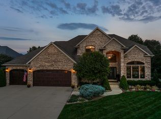 5 Derby Way, Bloomington, IL 61704