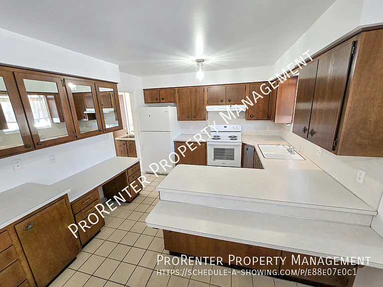 1347 W 1800 N — Photo 10