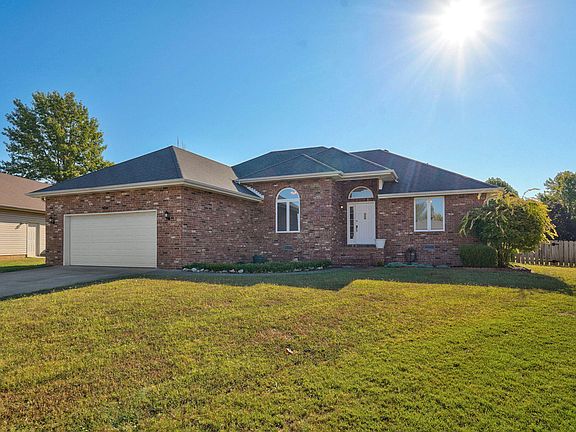 3rd image of 5134 S Sterling Court