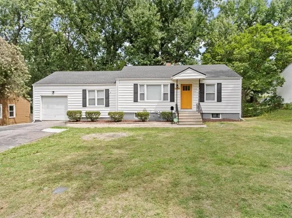 5329 Willow Ave, Raytown, MO 64133