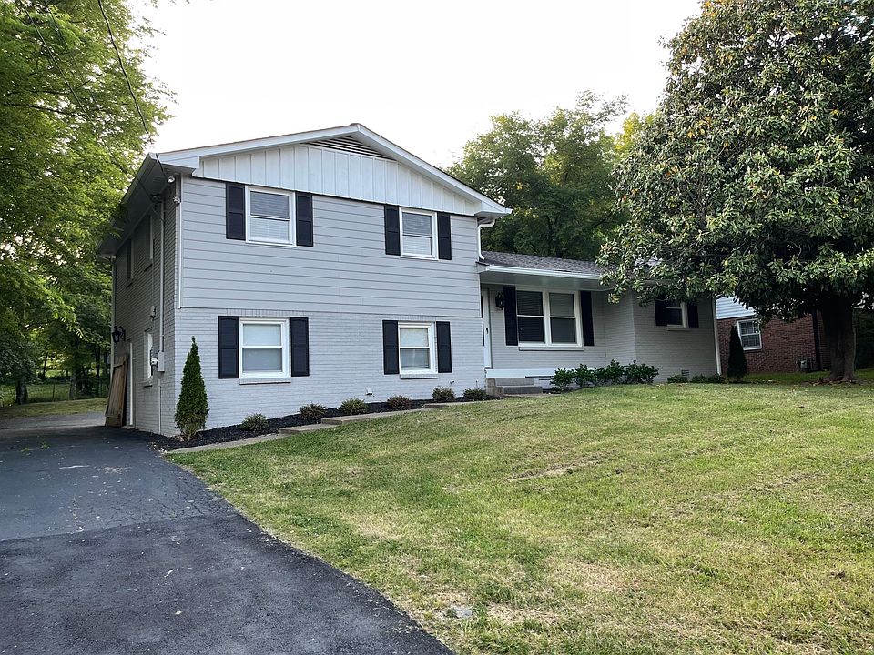 1st image of 2833 Galesburg Dr