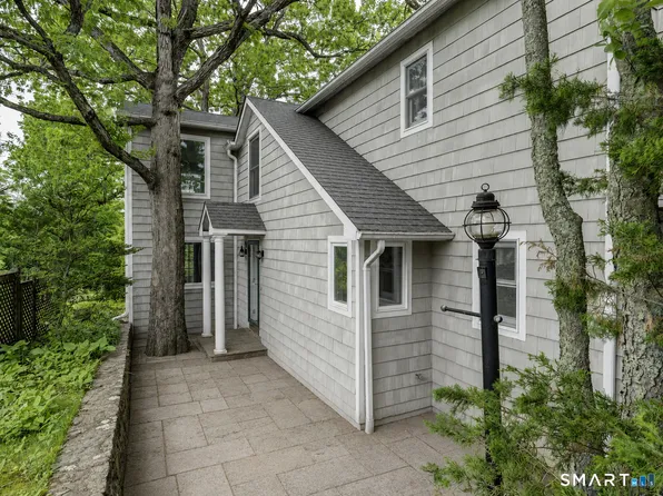 120 Highland Avenue, Branford, CT 06405