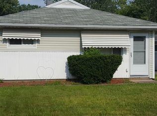 589 Northfield Rd, Bedford, OH 44146