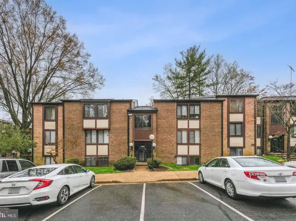 9715 Kings Crown Ct APT 2, Fairfax, VA 22031