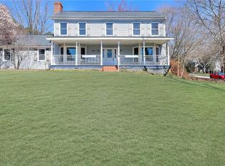1294 Summit Chase Dr, Snellville, GA