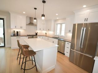 361 Salem St #2, Wakefield, MA 01880