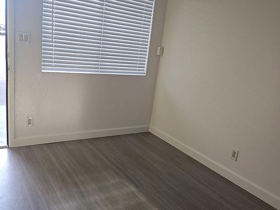 4th image of 7114 N 66TH Drive