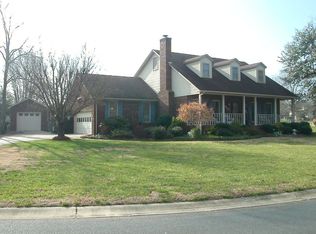 8300 Middleton Cir, Harrisburg, NC 28075