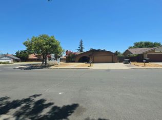 1542 Rose Ave, Ceres, CA 95307