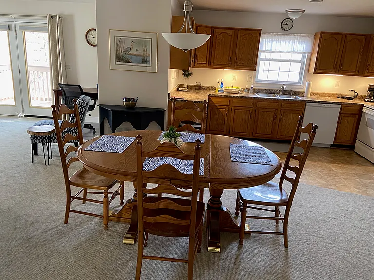 705 S Sherwood Ave #B — Photo 9