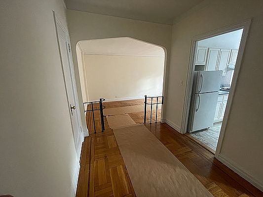 3rd image of 145 Seaman Ave #5M