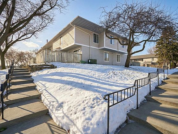 2nd image of 1117 Trailwood S