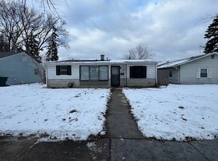 2404 Crescent Dr, Hazel Crest, IL 60429