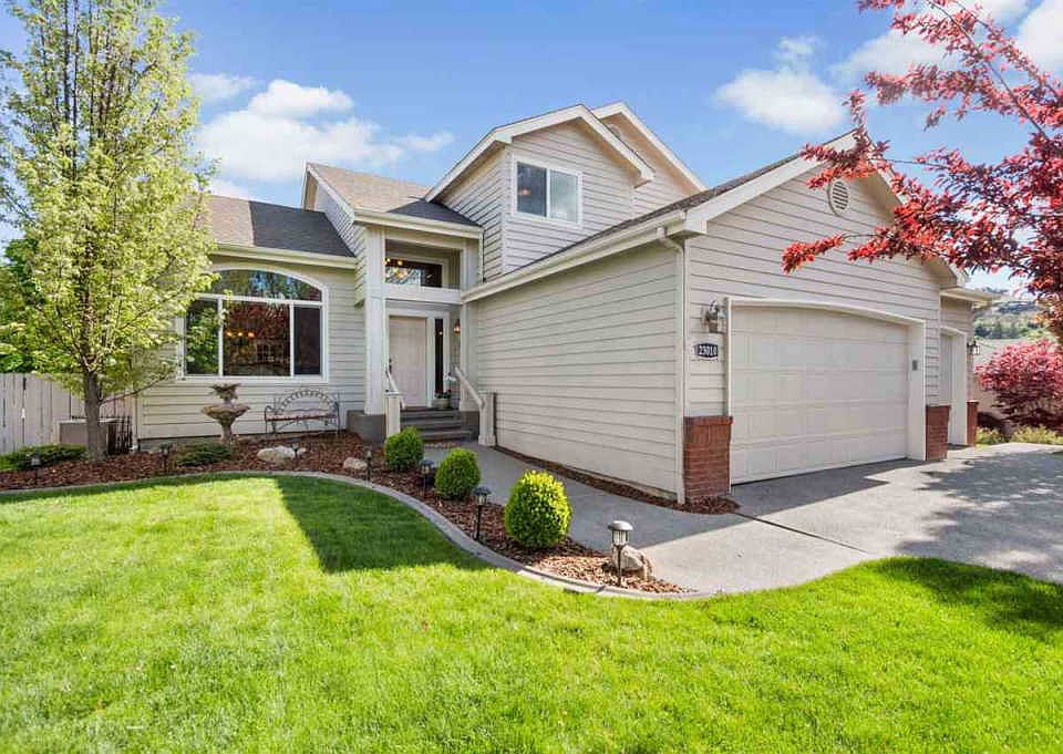 1st image of 23010 E Settler Dr
