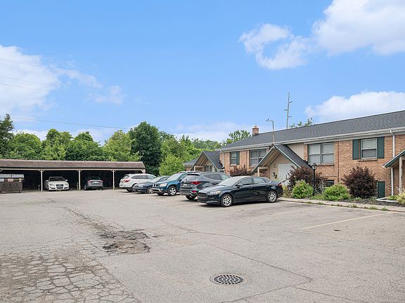 2nd image of 4219 Oak Park Dr SE