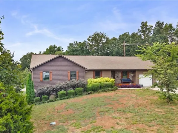 123 Paddle Wheel Ct, Cohutta, GA 30710