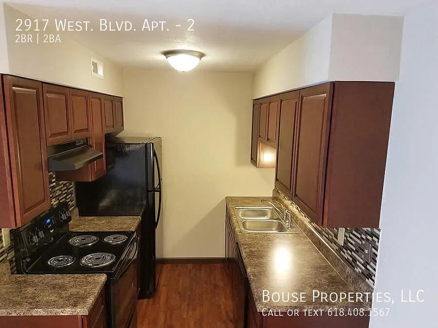 Bouse Apartment Homes — Photo 3