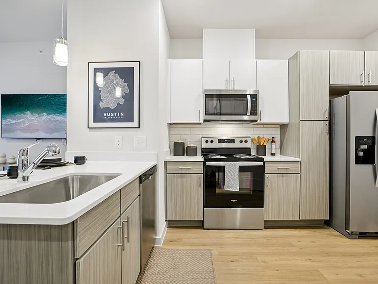 B2 Kitchen at Matador Apartments