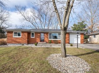 111 Rossmoore Dr, New Albany, IN 47150