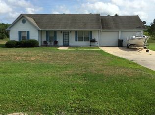 453 Buck Swamp Rd, Brunswick, GA 31523