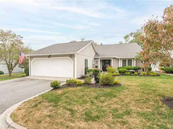 158 Hamilton Ct, Bermuda Run, NC 27006