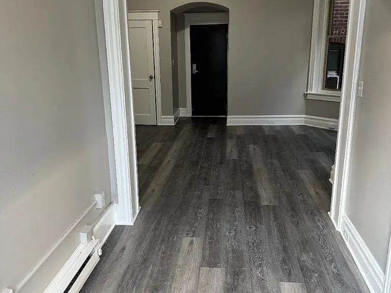 Unit Photo