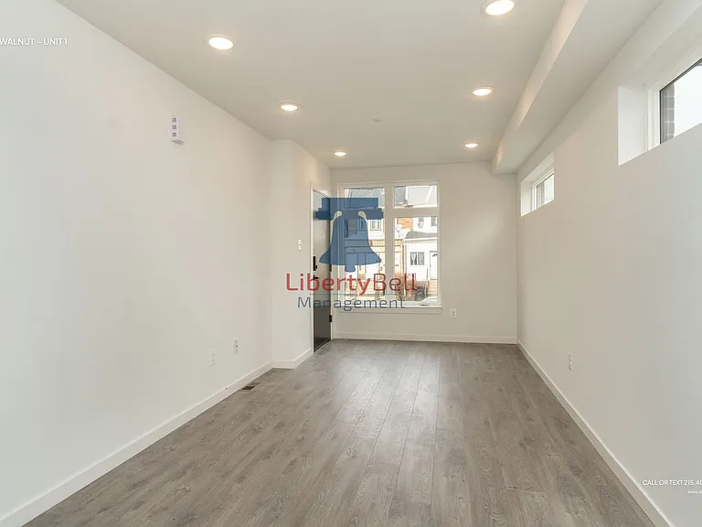 5734 WALNUT — Photo 13