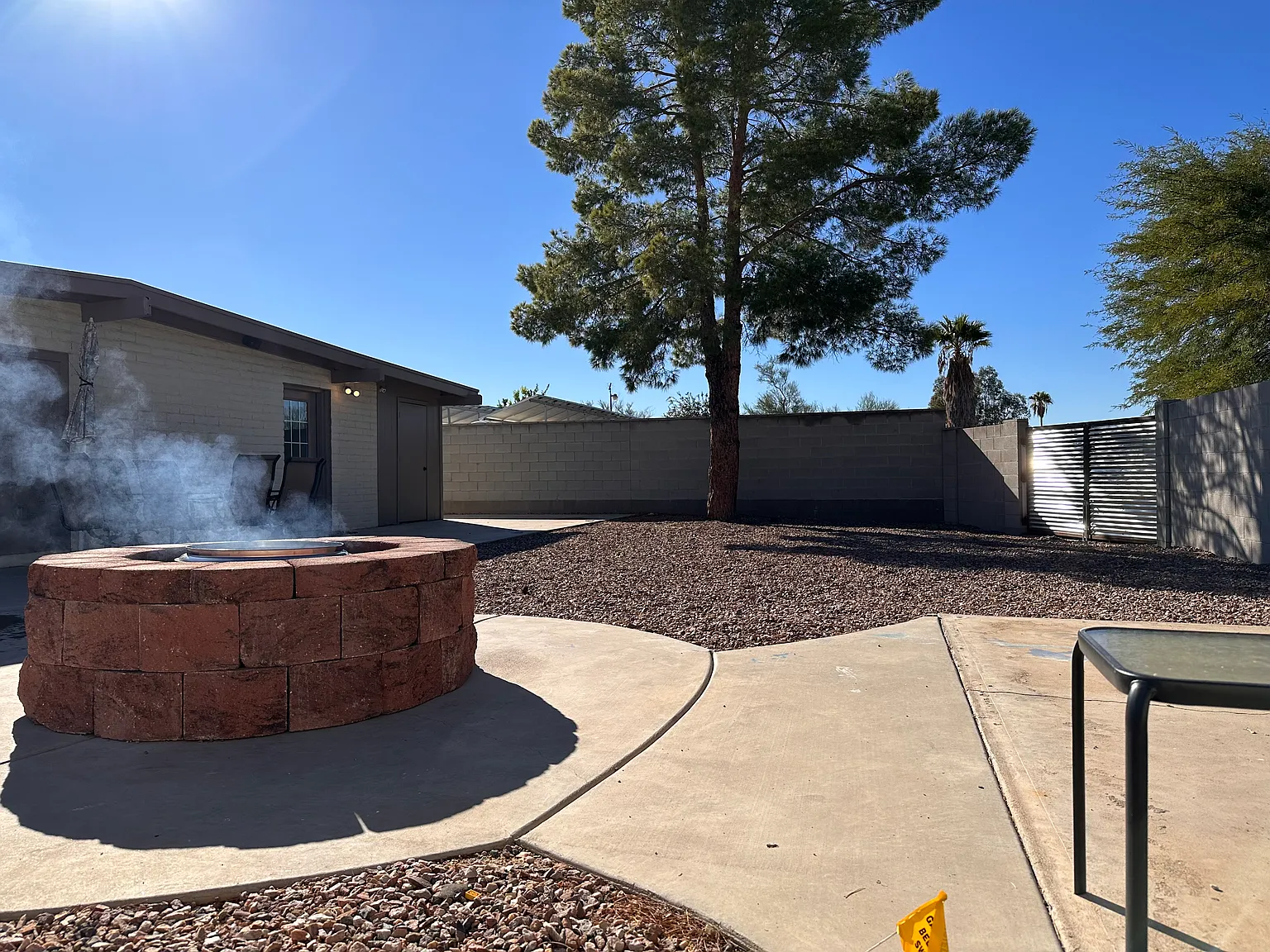5 bed, 2100 sqft, $3,000 — Photo 4